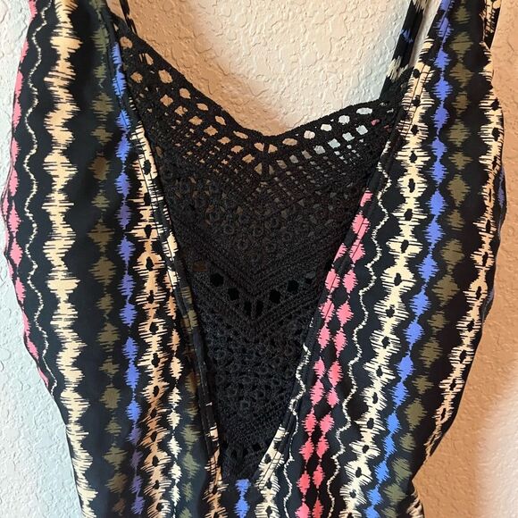 Multicolor crochet deep V Patterned Swimsuit cross back adjustable strap S - Picture 2 of 4